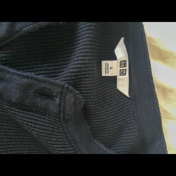 UniQlo navy blue long sleeve shirt - Picture 2 of 4
